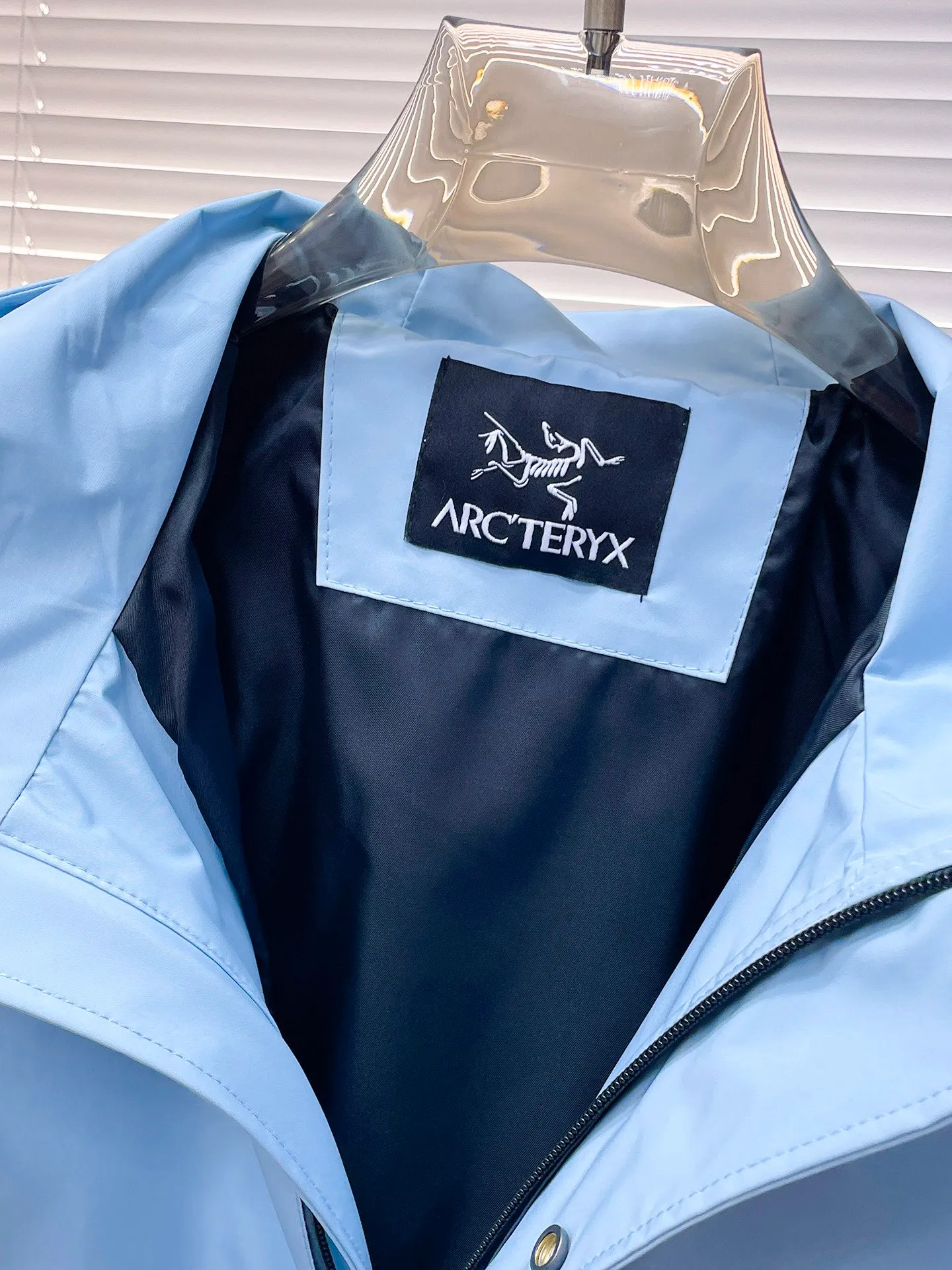 Same Style， ， 2026 New Arrival ， Original Premium Breathable ， ， ， Quality。 ， Sizes：M～3XL， 195